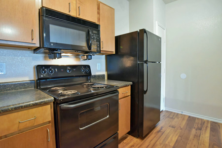 Churchill-Commerce 32